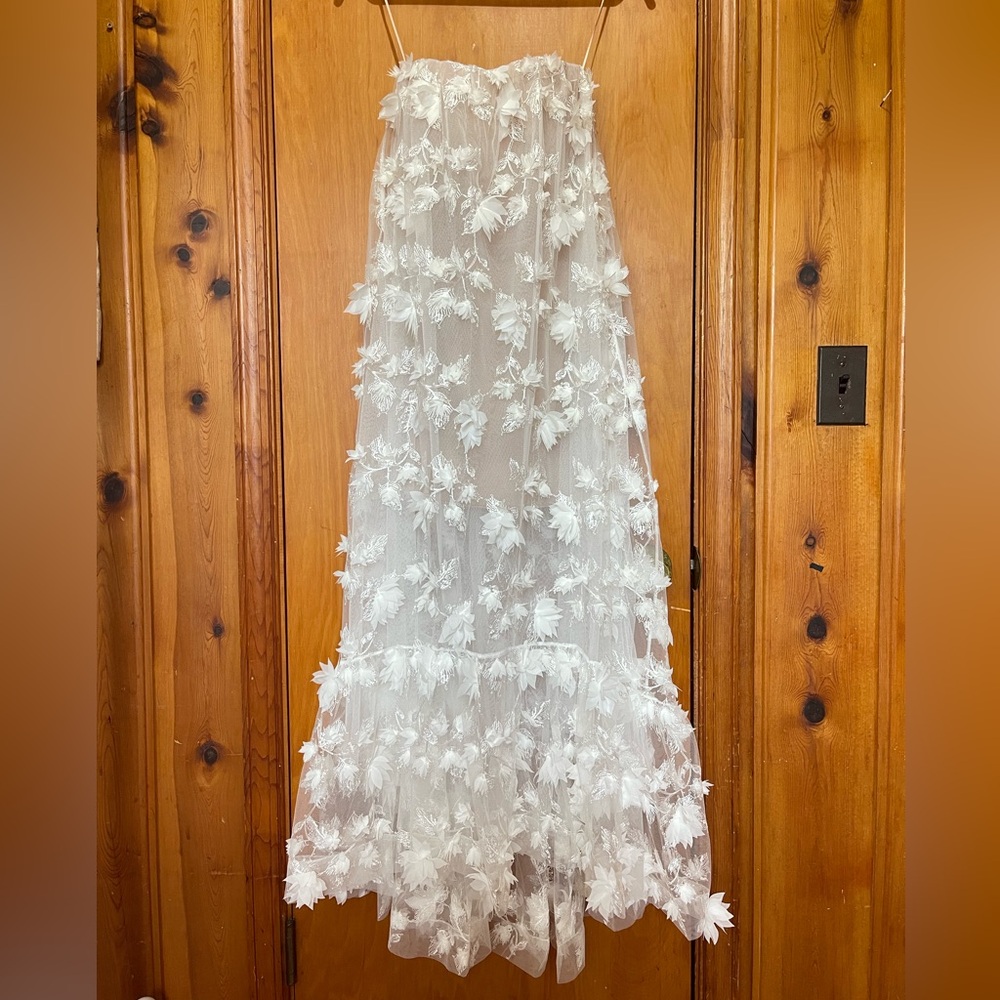 NWT Helsi Anthropologie Size XS Athena White Floral Strapless Midi Dress - Picture 3 of 11